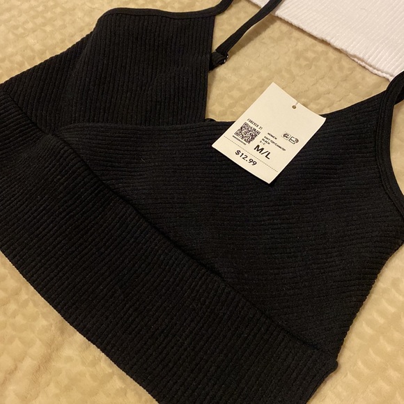 Crop Tank Bundle - Picture 4 of 6